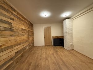 Photo 18- click for photo gallery